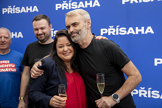 Lídr hnutí Písaha uspl ve druhém kole senátních voleb na Beclavsku. Na...