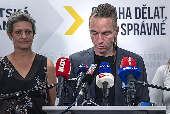 P�edseda Ivan Barto� v reakci na výsledky oznámil, �e p�edsednictvo strany dává...