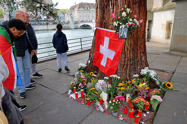 Když UCI řeší výšku ponožek, ať kontroluje i používání GPS, vyzývá König