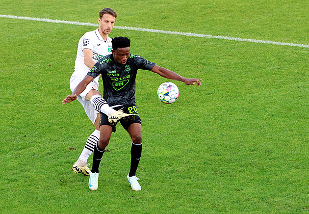 Karviná - Jablonec 1:0, výhru zajistil už po dvaceti minutách z dorážky Vecheta