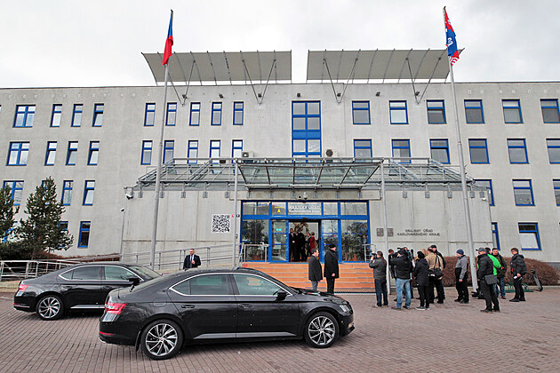 Krajský úad Karlovarského kraje. (19. bezna 2019)