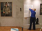 P��prava v�stavy n�kolika des�tek d�l ze sb�rek N�rodn� galerie Praha. Pat�� k...