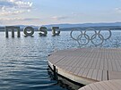 Most vr�til na stejnojmenn� jezero ob�� plovouc� n�pis, kter� se p�ed m�s�cem...