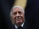 Václav Klaus bhem druhého kola voleb do Senátu. (27. záí 2024)
