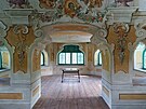V interirech odbornci zrestaurovali malby z obdob rokoka od Frantika Jakuba...