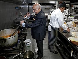íká se, e v Londýn je víc indických restaurací ne v Bombaji a Dillí...