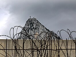 Plot a ze, kterými se výbek Gibraltaru  britského zámoské teritoria na...
