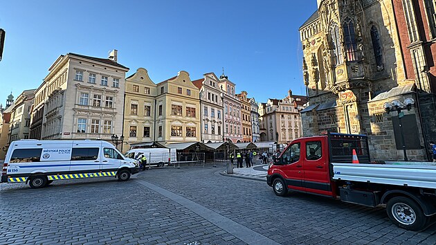 V centru Prahy zaala demont neleglnch pedzahrdek. (25. z 2024)