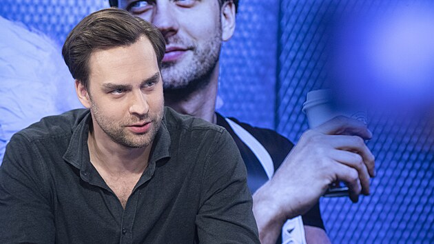 Ondej Rychl, herec, reisr a hudebnk je hostem poadu Rozstel.