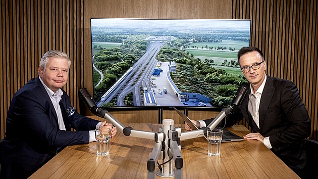Martin vehlk, editel odboru ppravy vysokorychlostnch trat (VRT) u Sprvy eleznic esk republiky je hostem poadu Rozstel. (13. jna 2024)