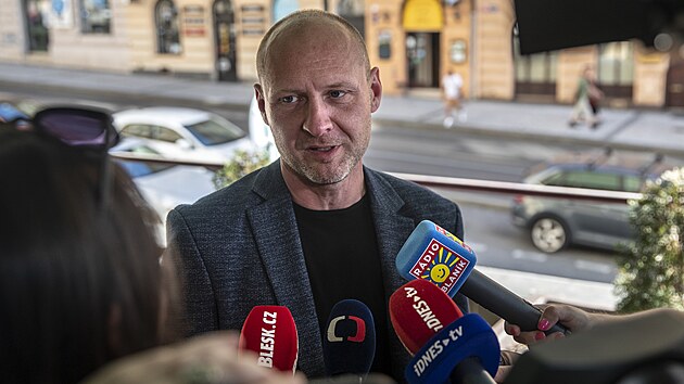 �eský ekonom a auditor Luká� Wagenknecht dorazil do �tábu Pirát�. (21. zá�í...