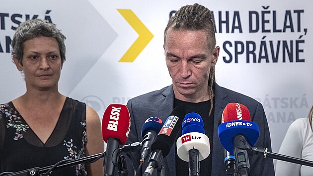 Pedseda Ivan Barto v reakci na vsledky oznmil, e pedsednictvo strany dv...