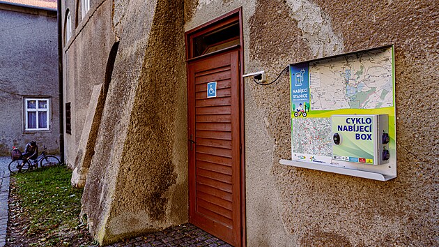 Cyklonab�jec� box v Tova�ov�