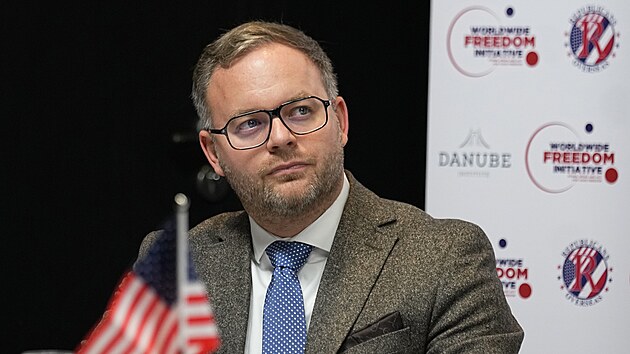 Poltick� poradce ma�arsk�ho ministersk�ho p�edsedy Viktora Orb�na Bal�zs Orb�n (10. listopadu 2023)