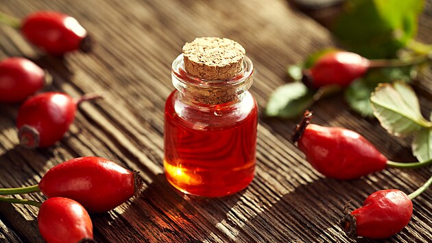 pkov olej si mete vyrobit doma, sta erstv pky a kvalitn rostlinn olej.