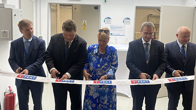 Na Vysok�m u�en� technick�m v Brn� (VUT) na podzim 2024 otev�eli nov� obor jadern� energetika. P�i t� p��le�itosti na �kole vznikla i unik�tn� laborato� pro studenty tohoto oboru.