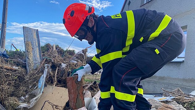 Na severu Olomouckho kraje pokrauje odklzen kod po niivch povodnch. V akci je denn a 800 profesionlnch a dobrovolnch hasi.