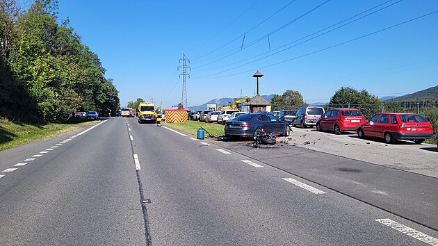 Moravskoslezt zchrani zasahovali v sobotu u stetu motorke s osobnm autem na Novojinsku. (21. z 2024)