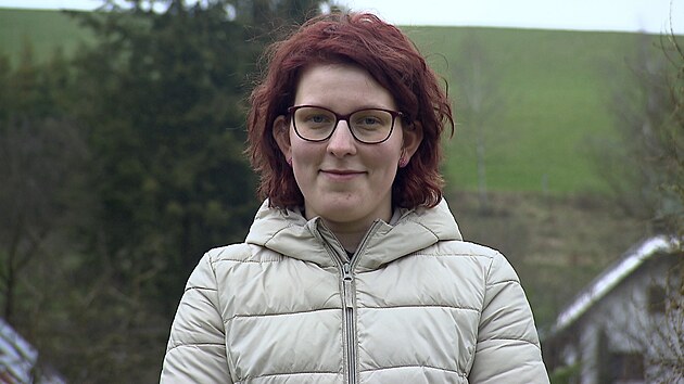 Hanka (28) je na mate�sk� dovolen�. �ivot na samot� se t�emi d�tmi je pro ni psychicky n�ro�n�. To bylo tak� hlavn� t�ma nov� V�m�ny.