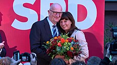 SPD v Braniborsku zachránil anti-Scholz. Kanclé� si oddychne jen na �as