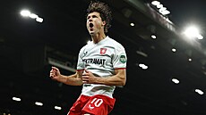 Sam Lammers z Twente a jeho gólová oslava v zápase s Manchesterem United v...
