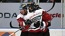 Spar�ané slaví první gól zápasu.