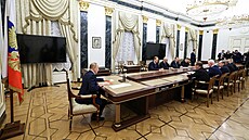 Ruský prezident Vladimir Putin na zasedání ruské bezpenostní rady na téma...