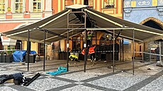 Likvidace restauraní zahrádky na Staromstském námstí