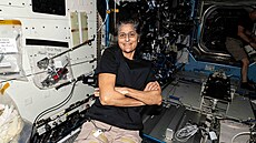 Mezinárodní vesmírná stanice, obná dráha Zem: Letový inenýr Expedice 71 a...