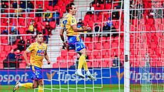 Roman erepkai z Teplic slaví vítzný gól.