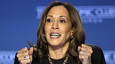 Demokratická kandidátka na prezidentku USA Kamala Harrisová na univerzit�...