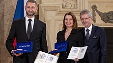 P�i p�íle�itosti Dne �eské státnosti p�edal p�edseda horní komory Milo�...