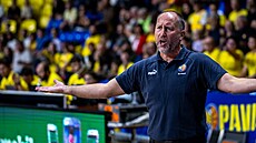 Petr Czudek, opavský trenér, se nesta�í divit.