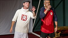 Jaromír Nosek v úst�ední roli inscenace Franti�ek Pláni�ka: Fotbalový rytí�....