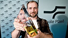 Re�isér Martin Pavol Repka získal za film Od marca do mája Zlatého led�á�ka za...