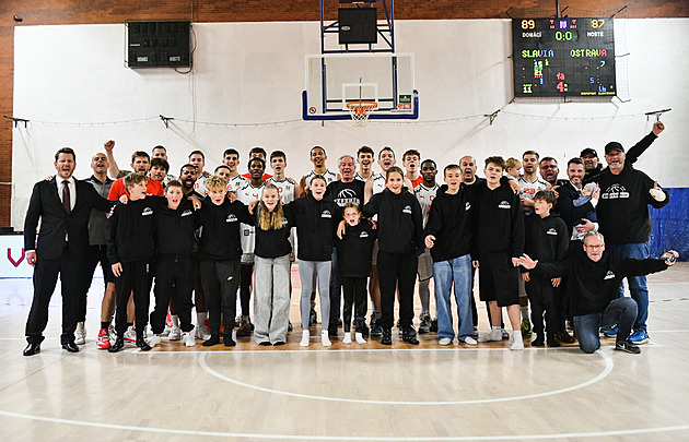 Slávisté si vzali pod křídlo Jeseník. Basketbalové kluby pomáhají zasaženým