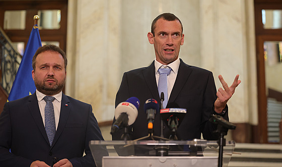 Karel Trpko a Marian Jureka (KDU-SL) na tiskové konferenci (1. ijna 2024)