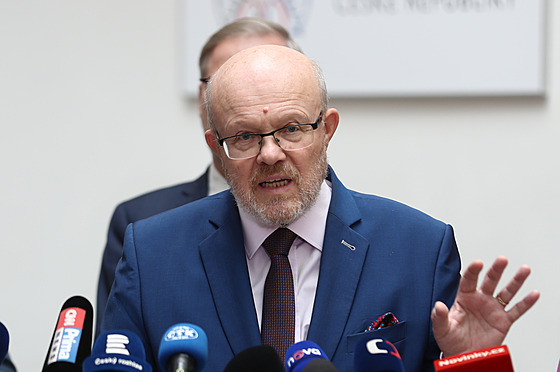 Vlastimil Válek