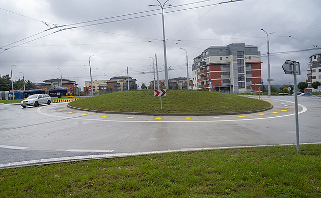 V ulici Zelinova na Jiních Svazích ve Zlín dostavli nový výjezd z okruní...