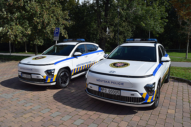 Nové vozy olomoucké mstské policie.