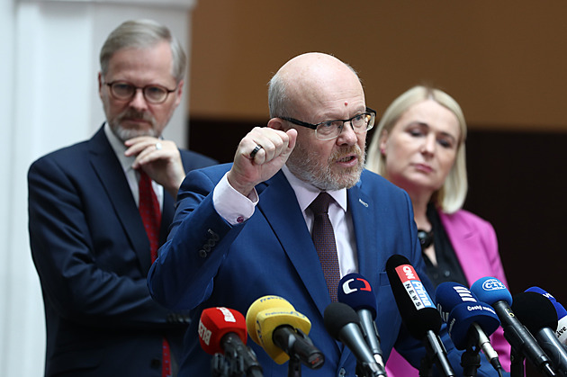 Drazí lékaři a ještě dražší ministr. Zdravotnictví čekají divoké časy protestů a výhrůžek
