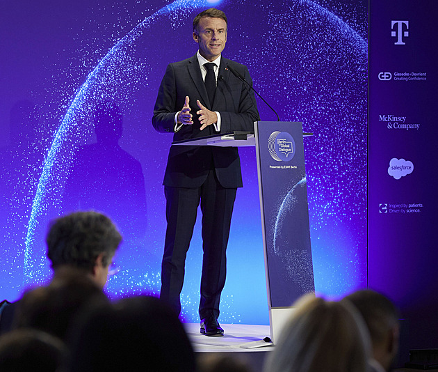 EU může do dvou až tří let skončit, jsme přeregulovaní, varuje Macron