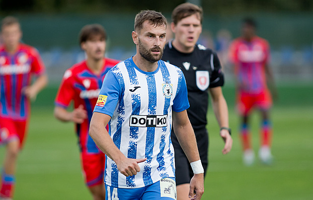 Chtěl jsem ještě hrát, fotbal mě pořád baví, hlásí Řezník z Domažlic