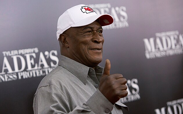 Zemřel John Amos, filmový major Grant ze Smrtonosné pasti a bývalý ...