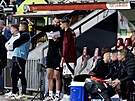 Sparanský útoník Albion Rrahmani se chystá na stídání.