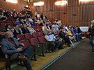 Diskuse Normy s ve�ejnost� na t�ma stavby Normy u Pansk� sk�ly. Kino Hv�zda,...