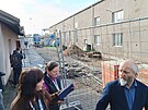 Nov� servisn� hala bude st�t v t�sn�m sousedstv� st�vaj�c� opravny. Ustoupit mu...