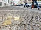 Rodinu lkae Emila Hermana pipomnaj stolpersteiny ped nkdejm palcem...
