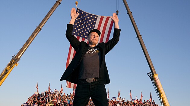 Elon Musk na mtinku Donalda Trumpa ve mst Butler (5. jna 2024)