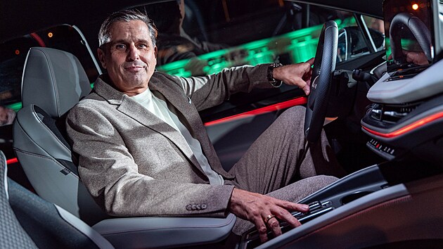Pedseda pedstavenstva kody Auto Klaus Zellmer na premie bateriovho modelu Elroq